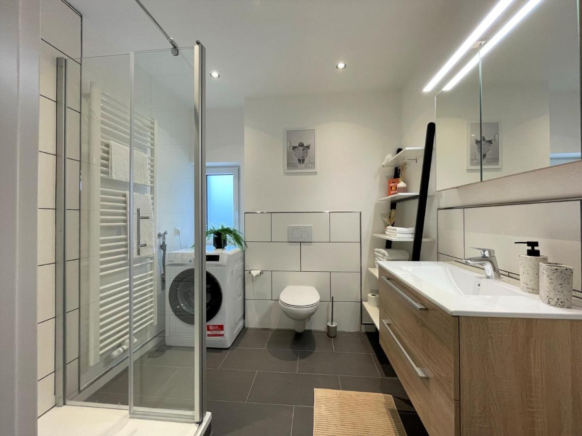 Bunter Hund Apartments - Zentrales Apartment, Parkplatz, Wintergarten, Kinderzimmer 罗滕堡 外观 照片