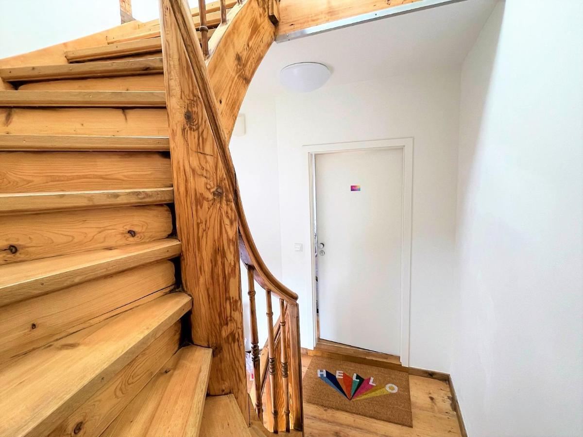 Bunter Hund Apartments - Zentrales Apartment, Parkplatz, Wintergarten, Kinderzimmer 罗滕堡 外观 照片